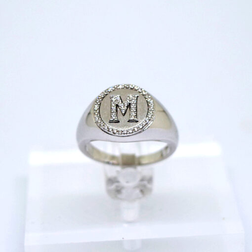 Δαχτυλίδι Χρυσό Κ18 με Διαμάντια. Γυναικείο δαχτυλίδι από λευκό χρυσό 18 καράτια με διαμάντια σε κοπή μπριγιάν(Br).