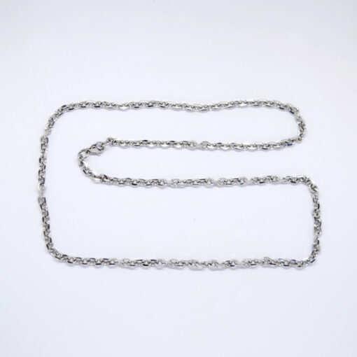 Men's neck chain made of stainless steel.