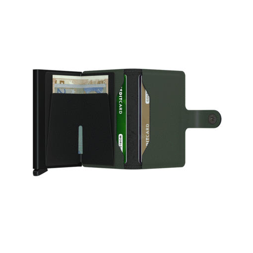 Το Πορτοφόλι Secrid Miniwallet Matte Green - Black προστατεύει τις κάρτες κυρίως από μη επιθυμητές ανέπαφες συναλλαγές (RFID Protection).
